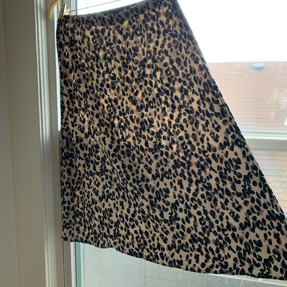 Leopard Halogen A-line Midi Skirt - Picture 5 of 5